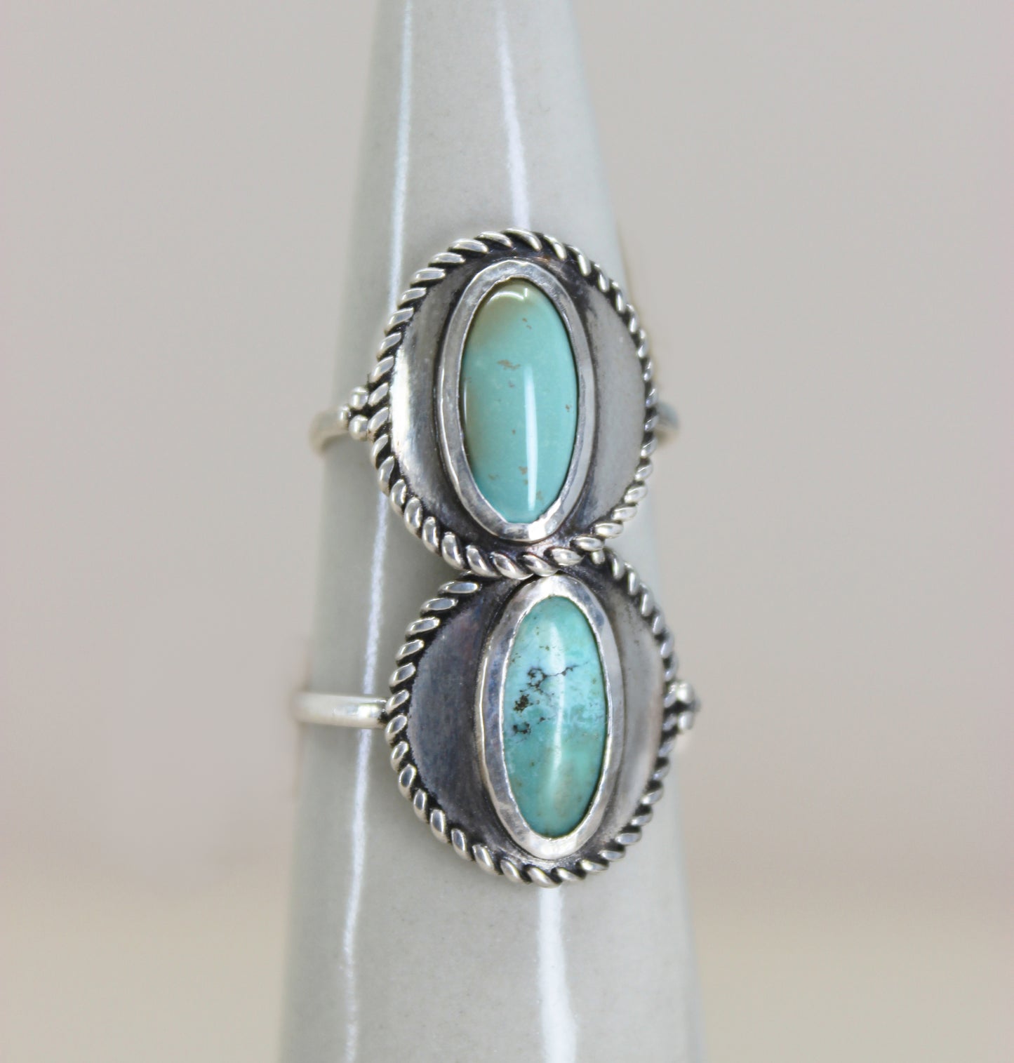 Sterling Silver Turquoise Oval Ring